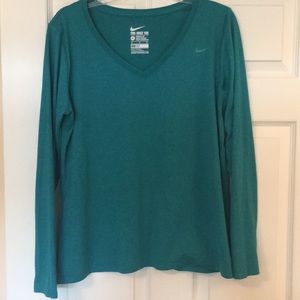 Nike dry fit long sleeve t shirt